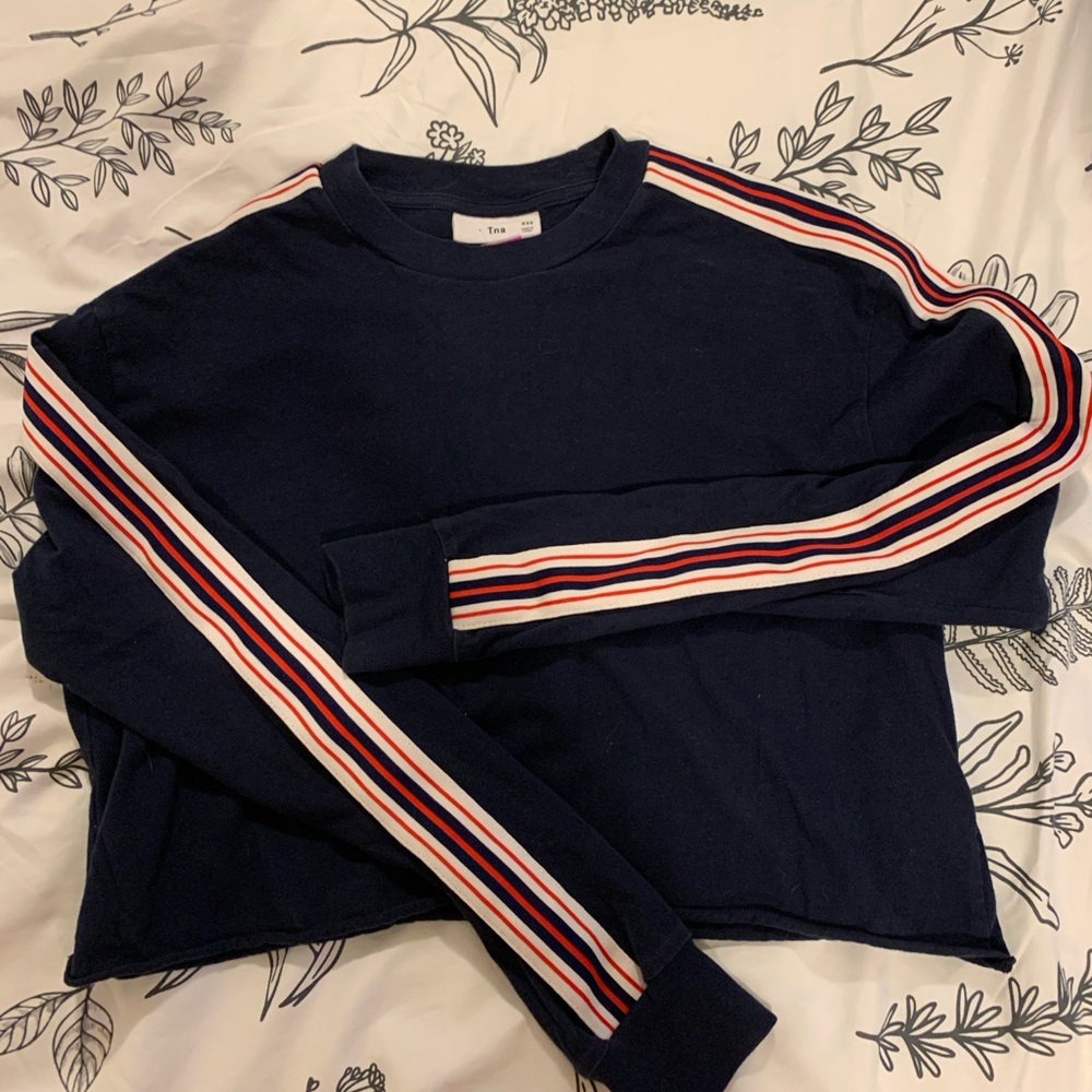TNA LONG SLEEVE CROP TOP